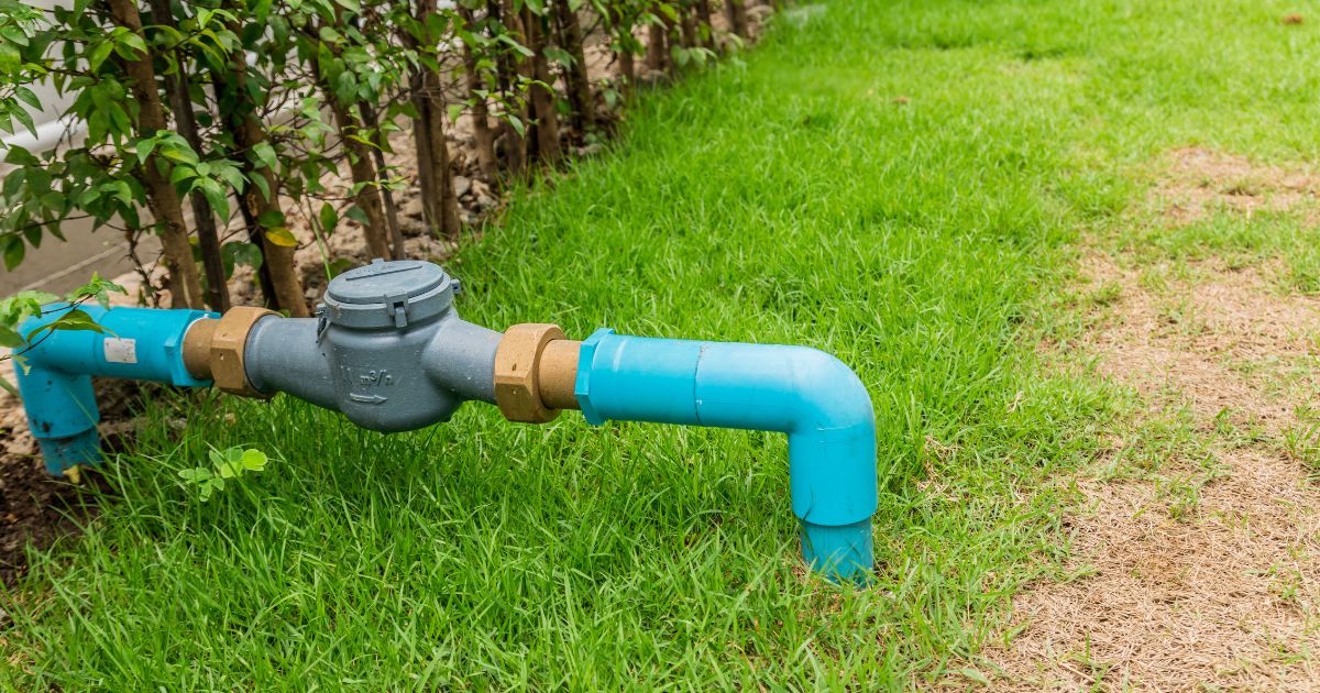 Как обустроить скважину на воду без кессона?