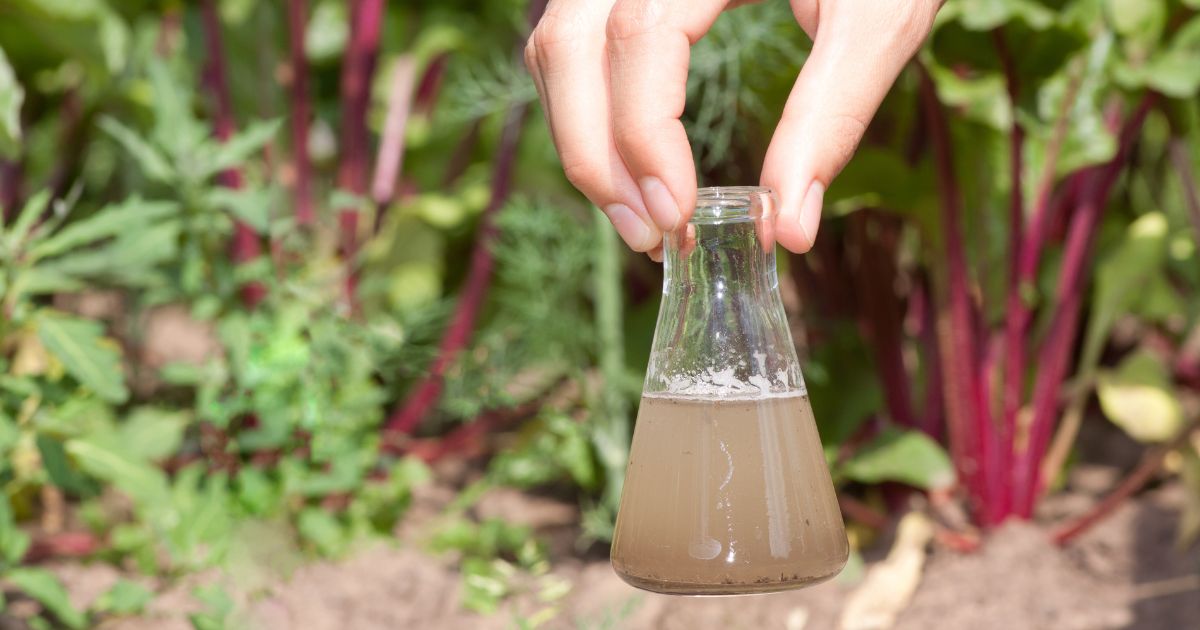 Из скважины идет вода с песком ‒ что делать?